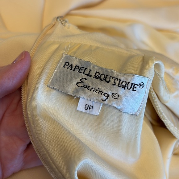 Papell Boutique Evening dress floor length short sleeves lined long slit Size 8P - Picture 10 of 16